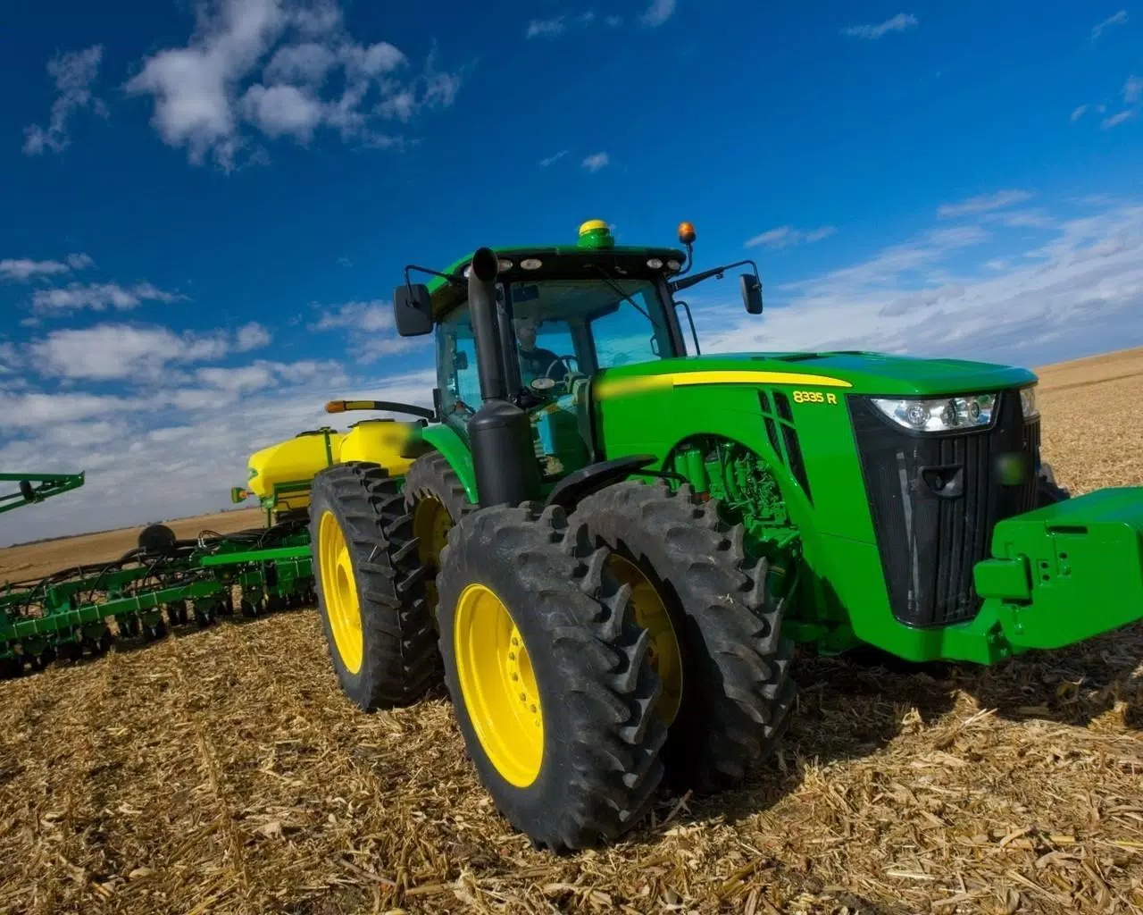 Fundo Trator Verde Com Algum Detalhe Fundo, Foto Do Trator John Deere, Trator, Equipamento Imagem de plano de fundo para download gratuito