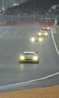 Wallpapers Aston Martin DBR9 پوسٹر