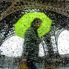 Rainy Paris Live Wallpaper icône