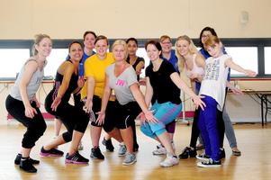 Zumba Dance Workout Routines 海报