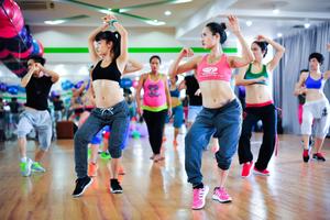 Zumba Dance Workout Routines تصوير الشاشة 1