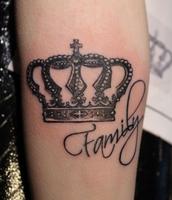 Crown Tattoos ảnh chụp màn hình 1