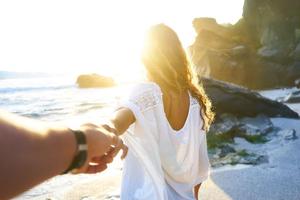 برنامه‌نما Lonely Girl Wallpaper عکس از صفحه
