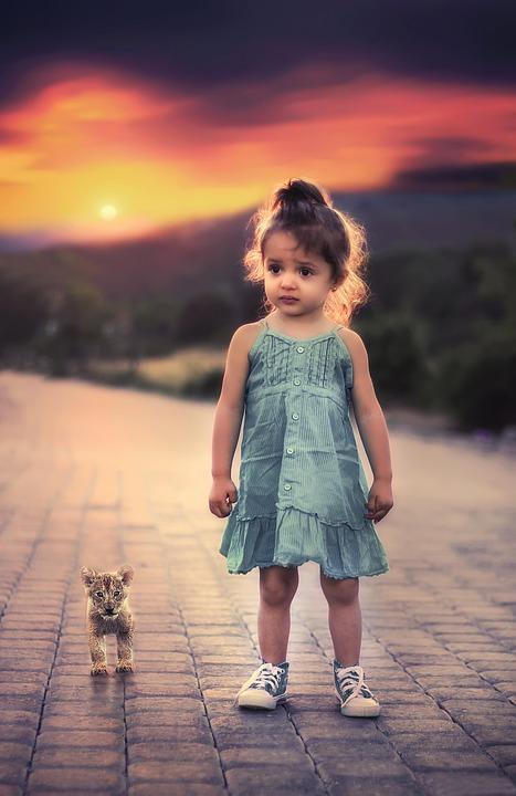 Cute Little Girl Wallpaper For Android Apk Download