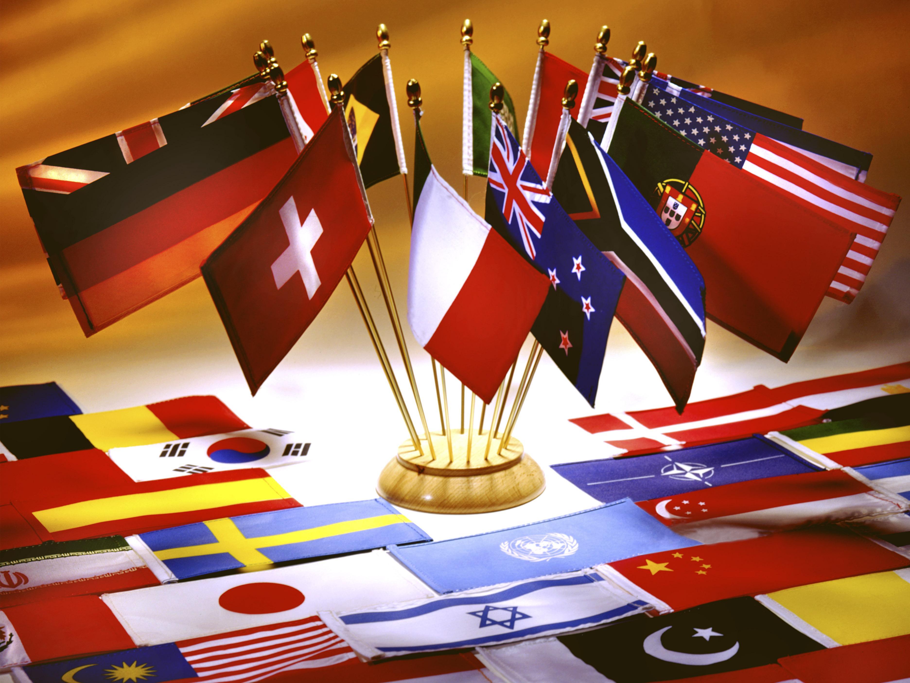 Первое международное сотрудничество. Международные отношения. Междунородные отношение. Иностранные государства. Иностранные языки.