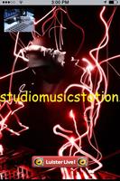 Studio Music Station الملصق