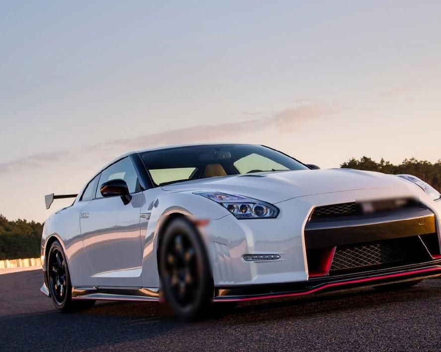 Nissan gt r r35
