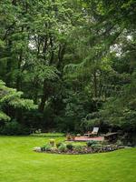 32+ Backyard Landscaping Ideas پوسٹر