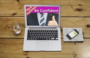 How To Be Confident penulis hantaran