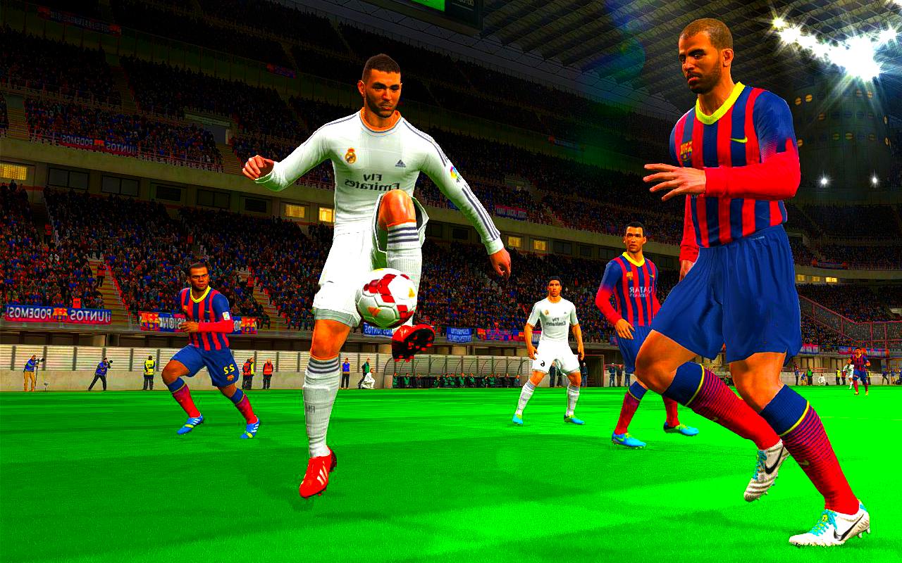 Игры футбол интересный. Pro Evolution Soccer 2015. Football PES 2015. FIFA 15. PES 15.