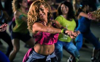 Zumba Dance For Beginners 포스터