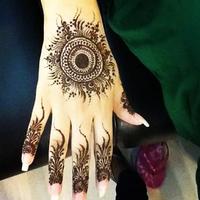 Gol Tikki Mehndi Designs 2018 海報