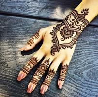 Latest Eid Mehndi Designs 2016 screenshot 3