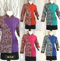 Latest Batik Shirt Design imagem de tela 1