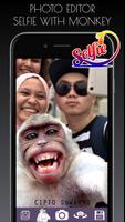 Selfie With Monkey Affiche