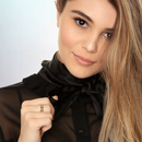 Olivia Jade APK