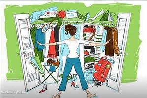 Deb-declutter Affiche