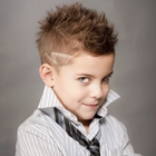 Делать причёски для мальчиков Zeichen