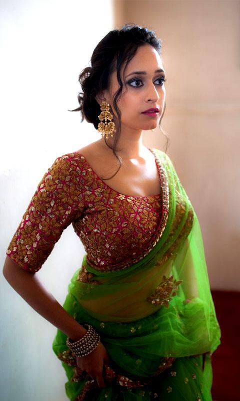 Hot Bhabhi In Saree For Android Apk Download