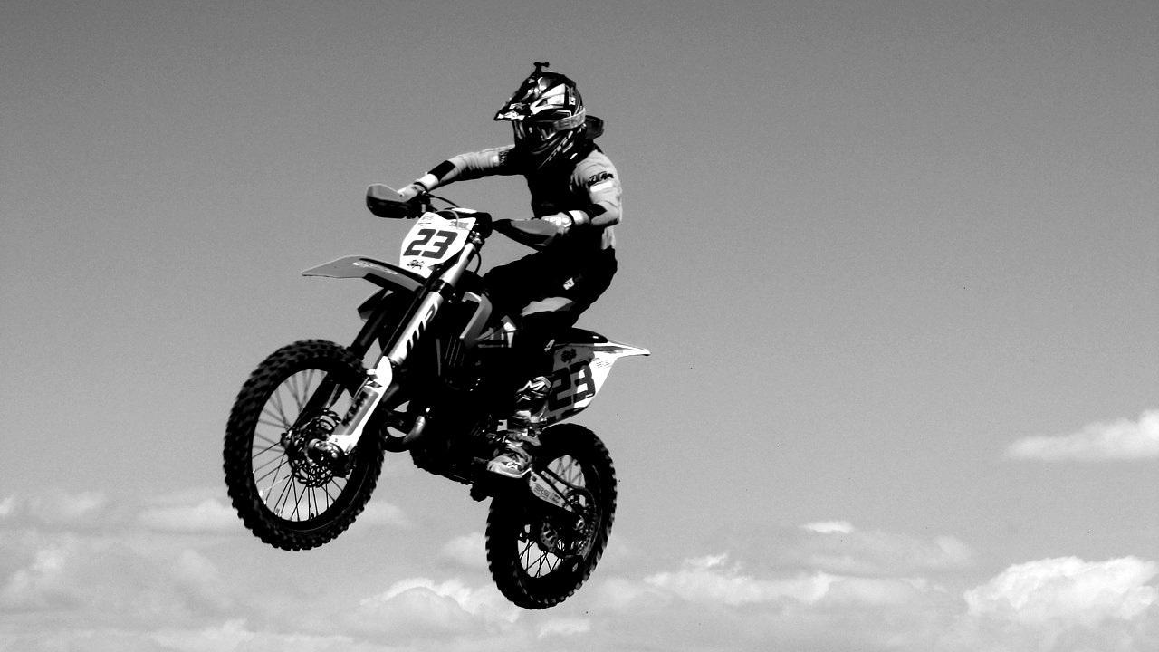 Black n White Dirt Bike Wallpapers APK pour Android Télécharger Black n White Dirt Bike Wallpapers APK pour Android Télécharger