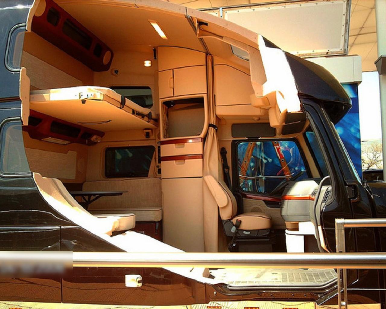 Volvo VNL 780 кабина