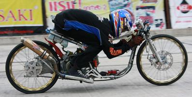 Drag Bike Thailand 海報