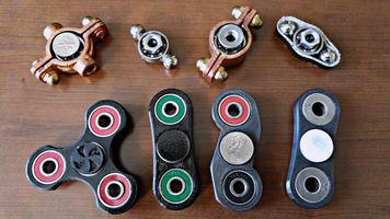 Fidget Spinner Maker Tutorials Videos โปสเตอร์