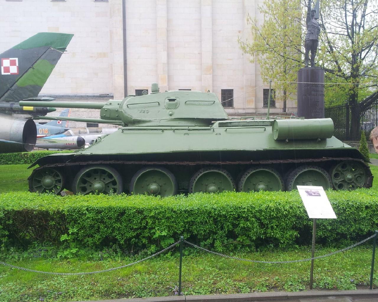 Б т 37 2. Д-4 танк. Is4 танк.