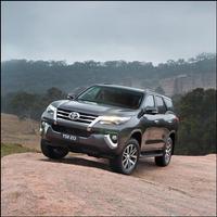 Best Toyota Fortuner Walpaper Affiche