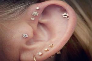 Beautiful Ear Piercing imagem de tela 1