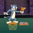 Tom runs, Jerry runs