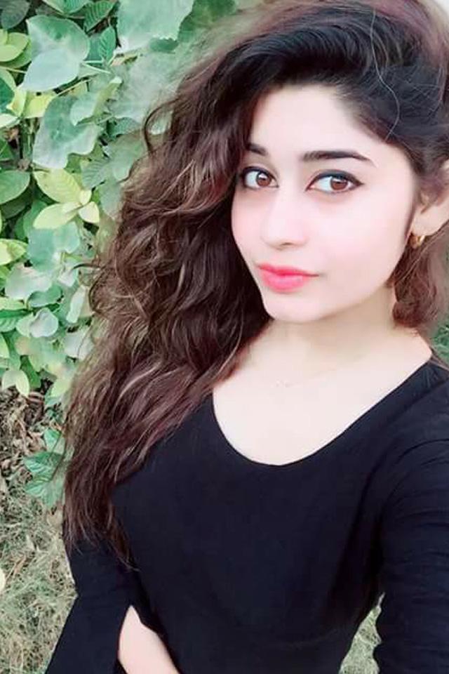 Indian Desi Selfie Girls APK for Android Download