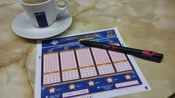 Lotto Dominator Formula Free - Lotto Crusher Plakat