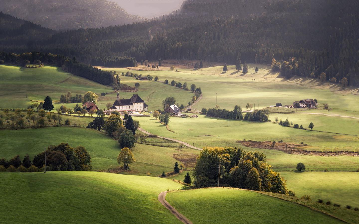Village countryside. Лес Шварцвальд Германия. Кантрисайд. Бескрайние Луга. Французские Луга и деревни.