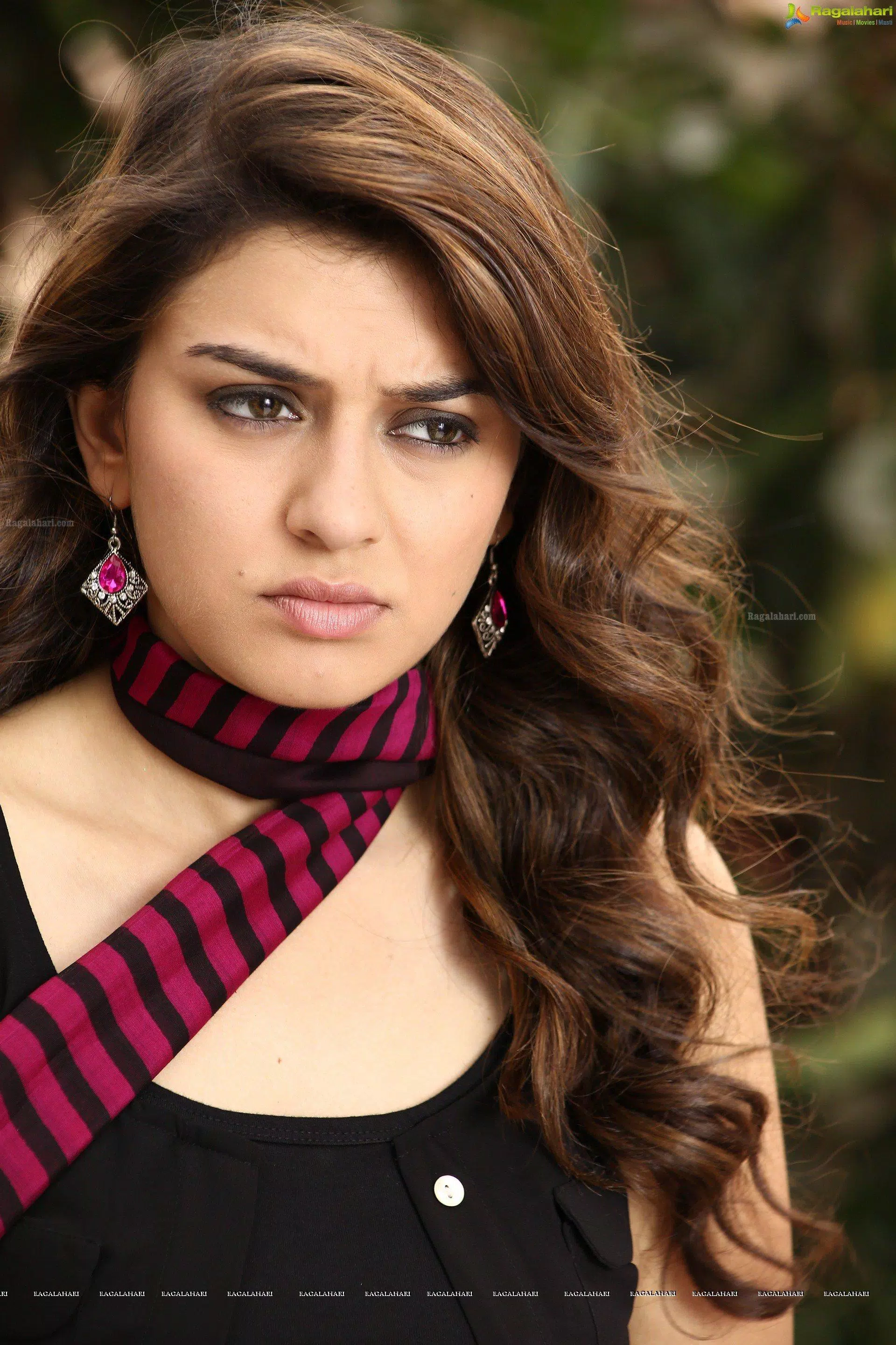 1920px x 2880px - Hansika APK for Android Download