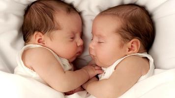 Cute New Born Baby HD Wallpapers Ekran Görüntüsü 2