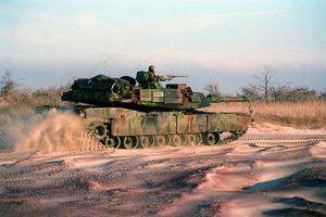 M1 Abrams Tank FREE скриншот 3