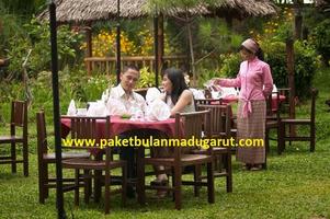 Paket Bulan Madu Garut poster