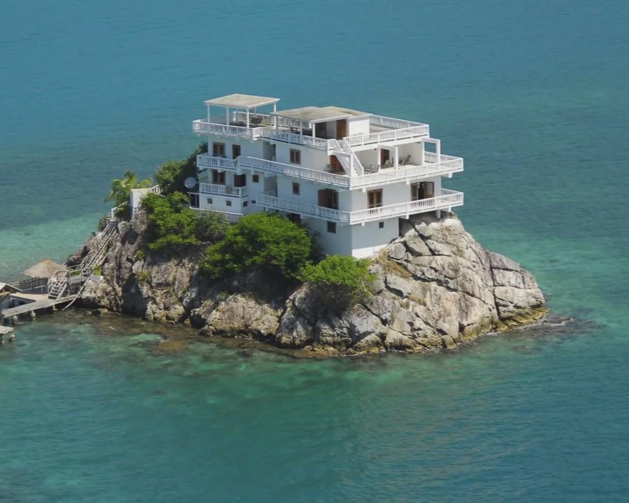 Икарийское море