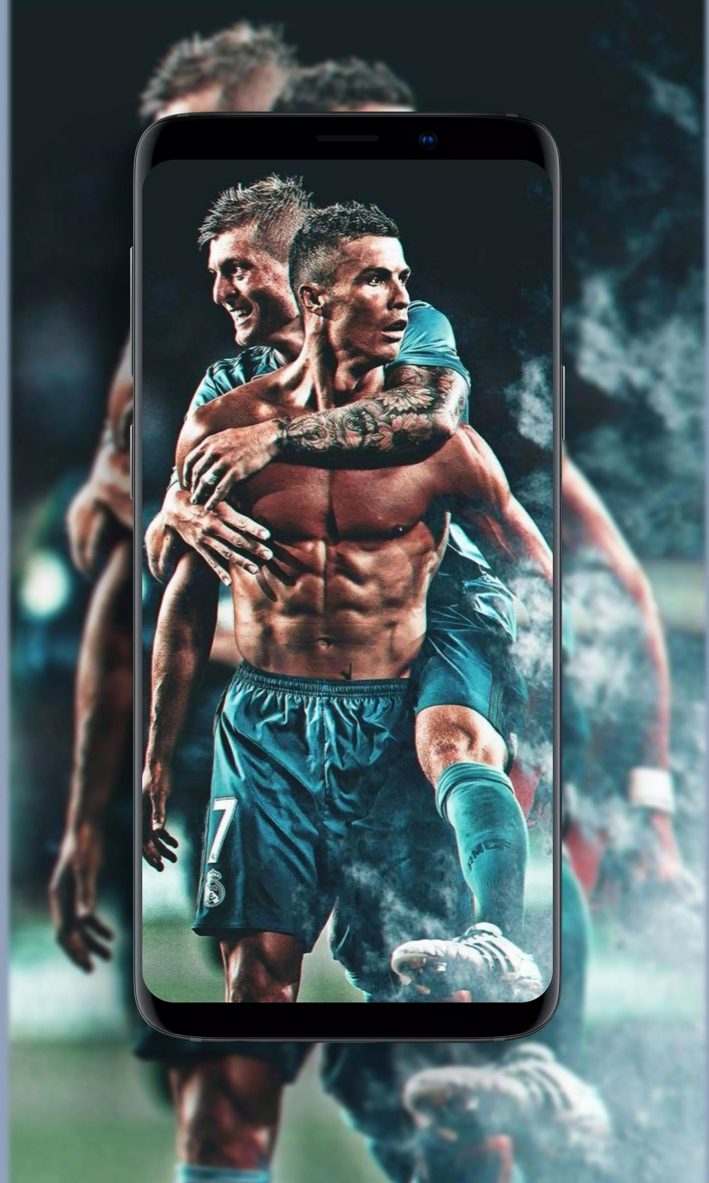 Các fan của Ronaldo không thể bỏ qua bức ảnh với chất lượng 8k sắc nét như thật. Hãy đắm mình vào màn hình để cảm nhận sự tuyệt vời của ngôi sao bóng đá này.