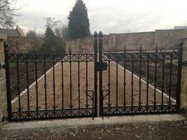 iron gate and fence design syot layar 3