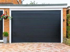 Garage Doors পোস্টার