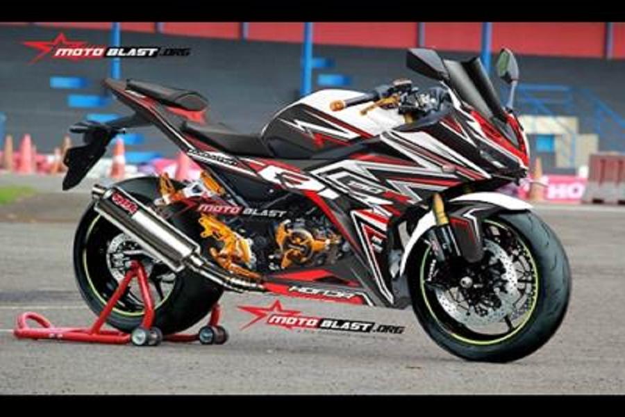 Gambar-Gambar Modifikasi Motor CBR 150 R Paling Keren Terlengkap