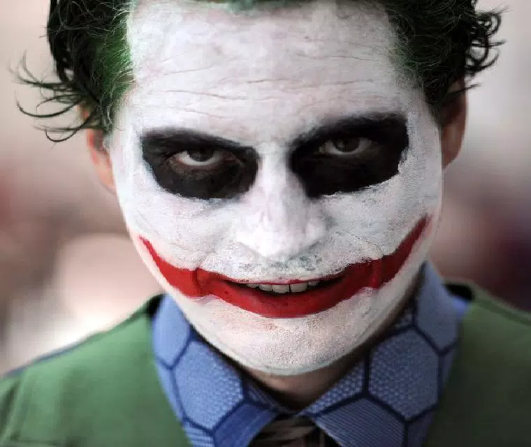 the joker face paint