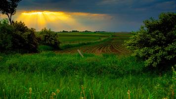 Light through the clouds plakat