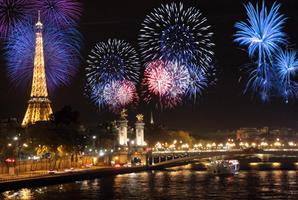 Paris Night Fireworks screenshot 2