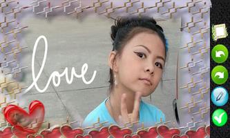 Love photo frame free Cartaz