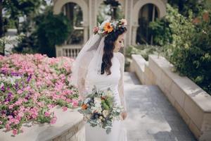 Best Flower Wedding - Crown Hairstyle & Emijo Affiche