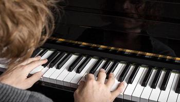 Pink Piano 2020 โปสเตอร์