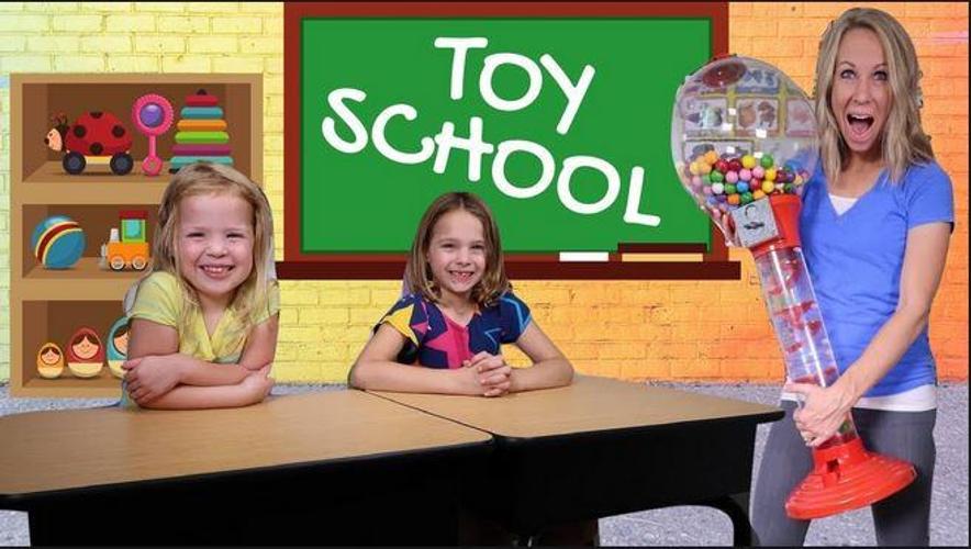 Girlfriend mounth school toys